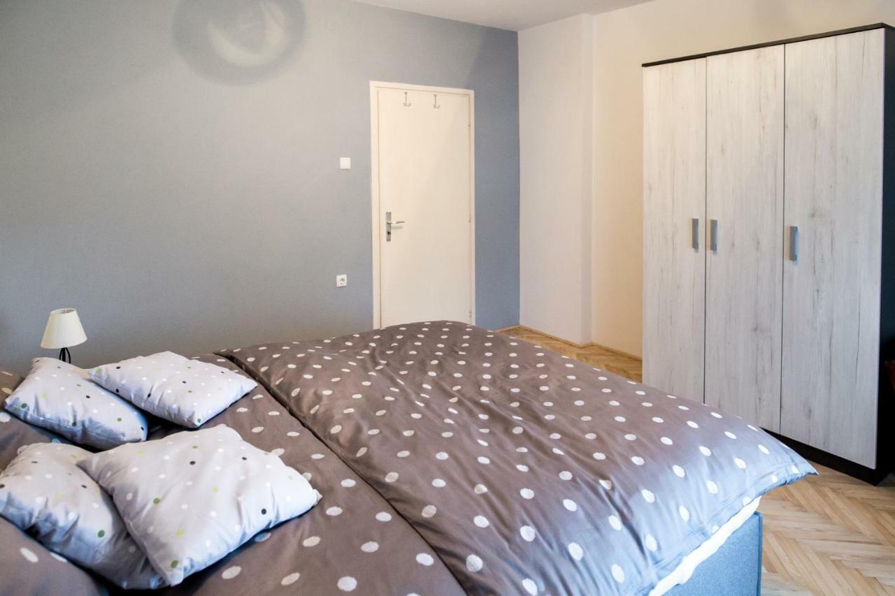 Apartmani Grlice II Varaždin Exterior foto